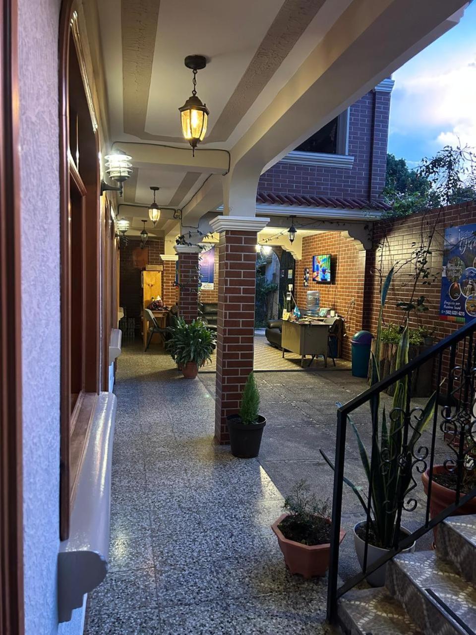 Posada Don Miguel Panajachel Exterior foto